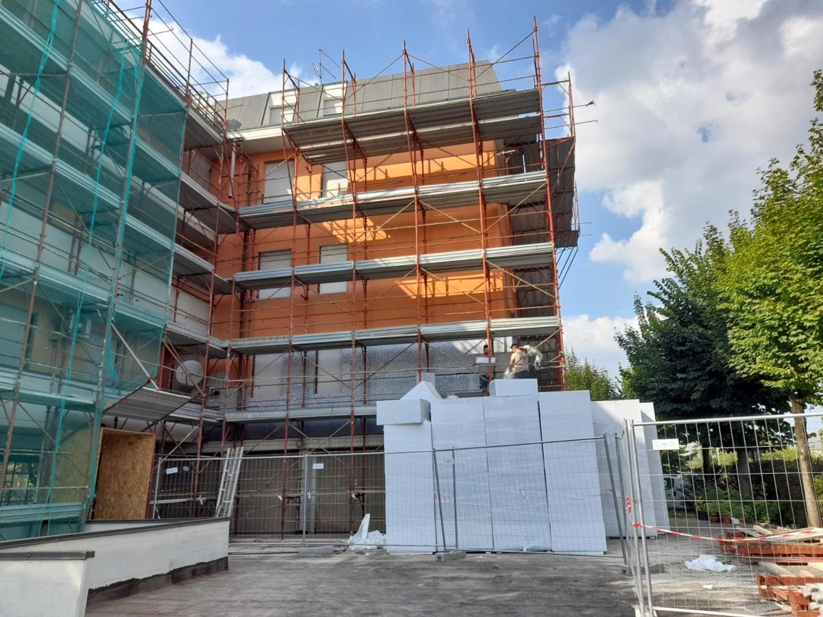 Civil works and construction companies: activities in the building sector